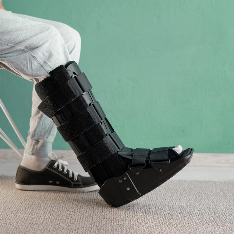 Moon boot hire